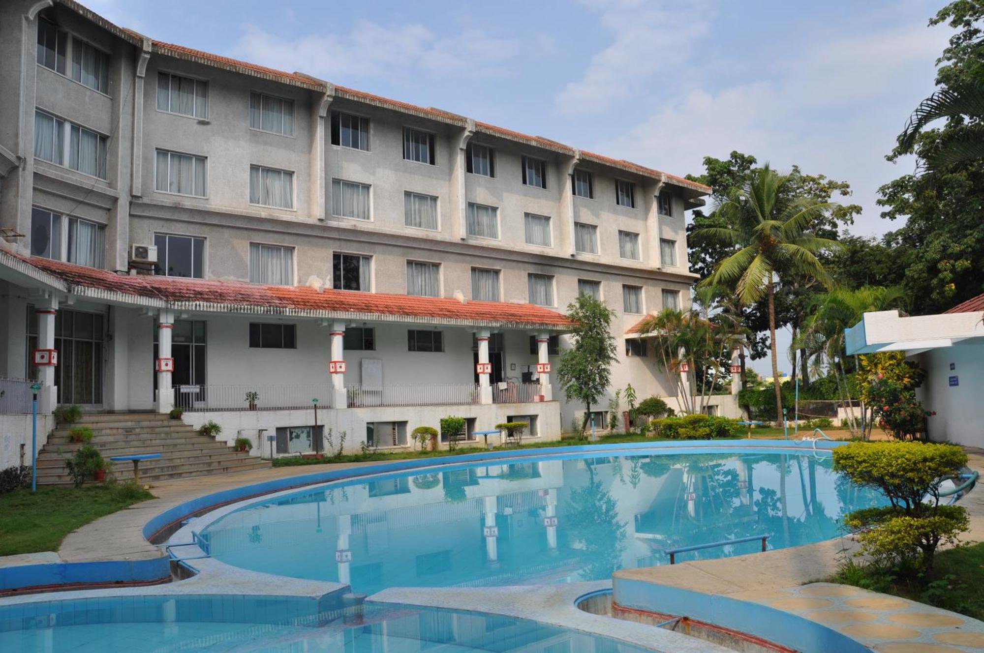Ramee Guestline Tirupati Exterior foto